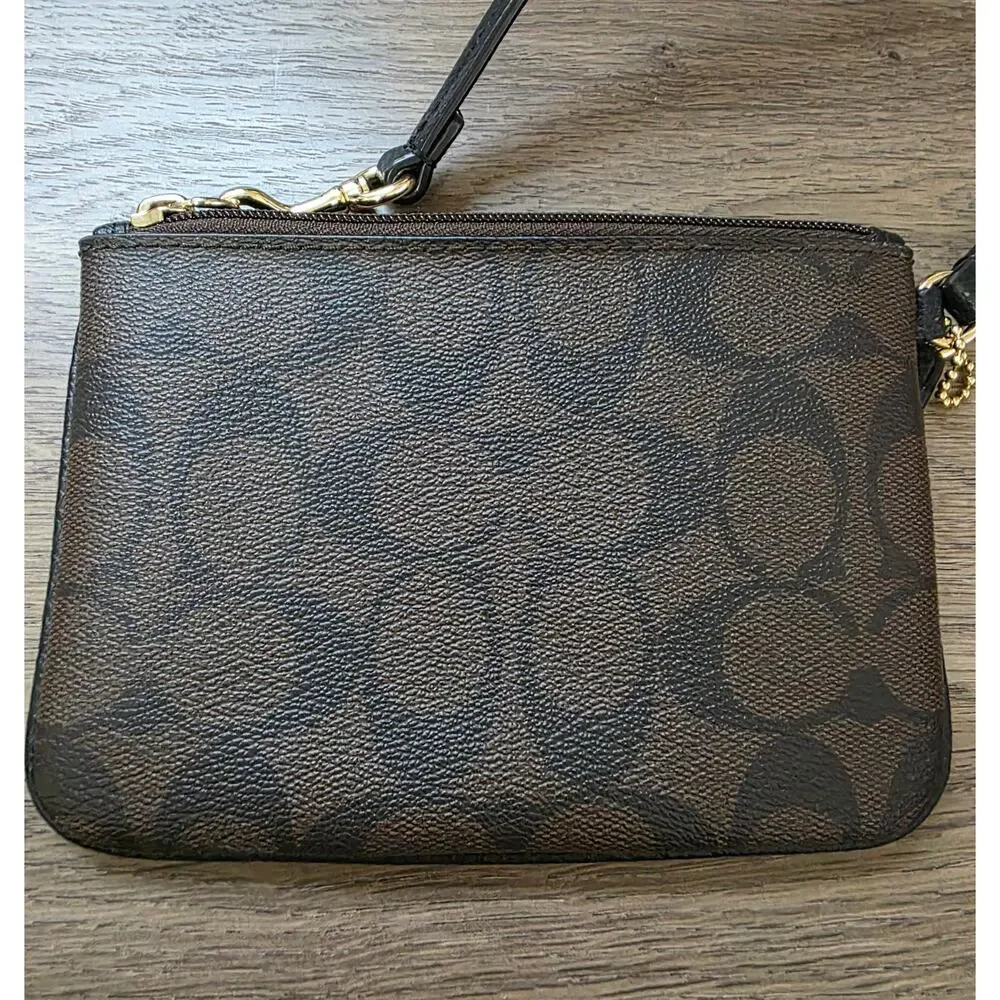 NEW Coach Corner Zip Wristlet in Signature Canvas - Picture 4 of 9
